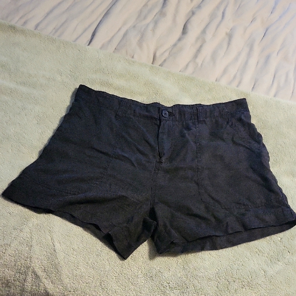 Sanctuary Black Bermuda 3 inch Shorts Casual Style